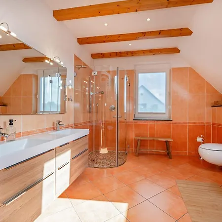 Holiday home Mit Schwimmbad Und Infrarotsauna - Coastal Breeze Usedom